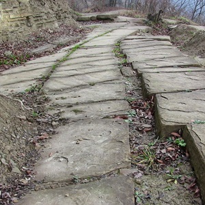 Bosnische Pyramide Mond